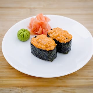 Spicy Scallop Sushi
